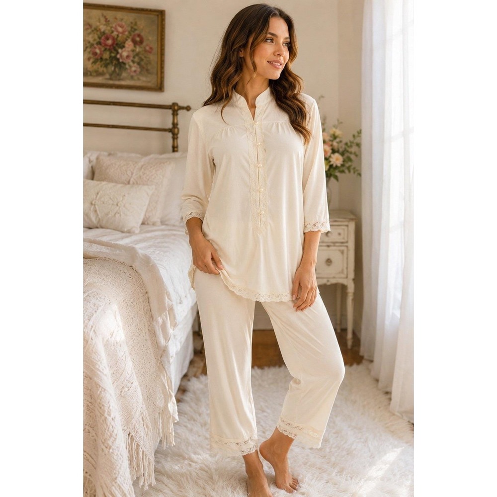 Vintage Sara Sova Ivory Lace Pajama Set Women S Pearl Buttons Cottagecore